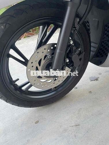Cần bán sh 150 abs 2017 máy zin 1 chủ