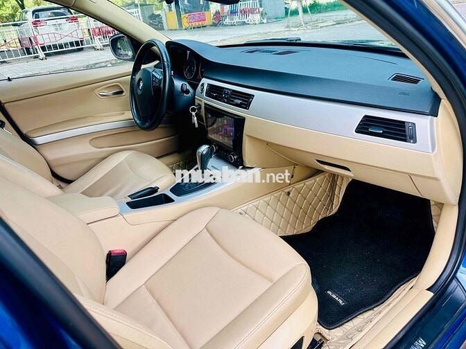 BMW 3 Series 2010 320i Convertible