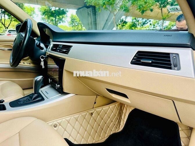 BMW 3 Series 2010 320i Convertible