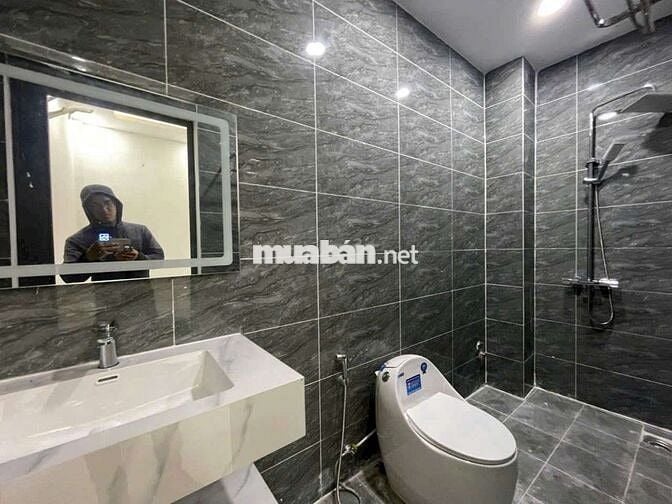 Nhà 1 Lầu Ngay Khu Five Star 5 Sao - Sổ Riêng - 100m2 - Bao Sang Tên