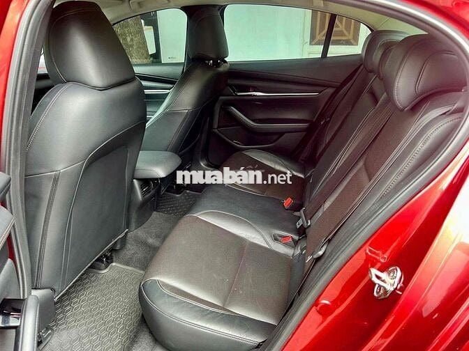 Mazda 3 2022 1.5L Premium xe gia đình đang sử dụng