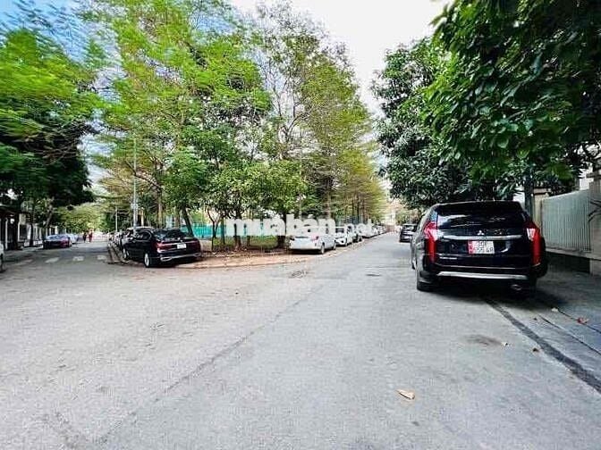 Siêu VIP biệt thự Làng Việt Kiều Châu Âu - Mộ Lao - 46tỷ có ngay 200m2