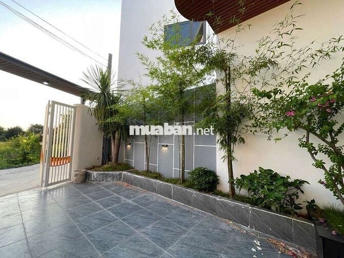 Nhà 1 Lầu Ngay Khu Five Star 5 Sao - Sổ Riêng - 100m2 - Bao Sang Tên