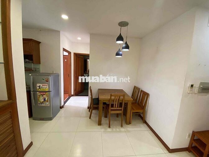 Căn hộ dịch vụ 2 phòng ngủ ngay sân bay