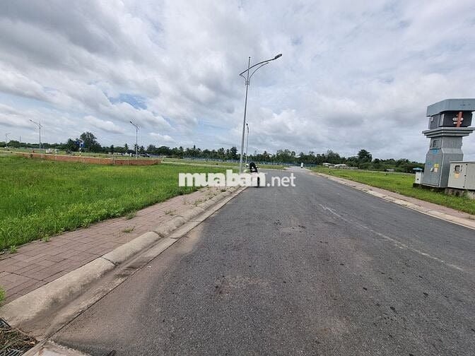 Đất nền sổ hồng  khu dân cư Nam Long 2 diện tích 90m2, p. Cái Răng,