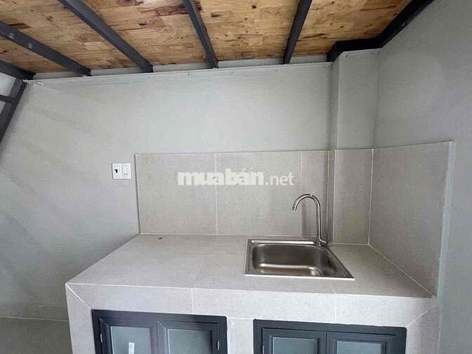Gác Cao Có Ban Công Có Nội Thất Rộng 30M2 Ngay Lotte Quận 7