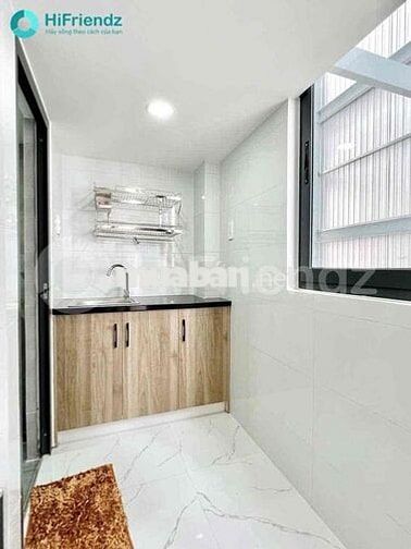 10p qua Q5 Sát bến xe quận 8 Gác đẹp điện nước rẻ ở 2 người voi tư