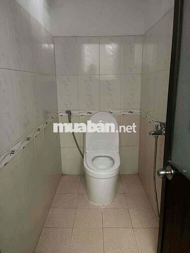 Cho thuê nhà 2 tầng Nguyễn Trường Tộ gần Nguyễn Văn Linh sạch sẽ