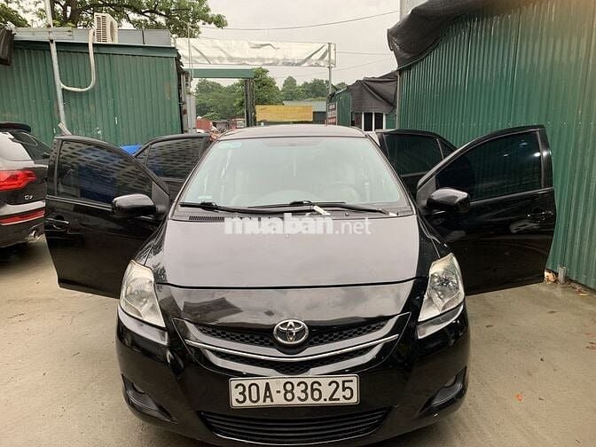 Toyota Yaris 2008  - 130000 km