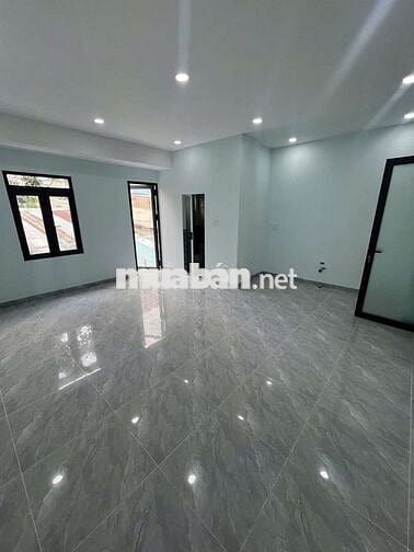NHÀ MỚI VŨ TÙNG 4PN TO, ST, CÓ BALCON CỬA SỔ ĐÓN NẮNG