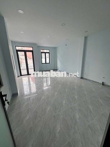 NHÀ MỚI VŨ TÙNG 4PN TO, ST, CÓ BALCON CỬA SỔ ĐÓN NẮNG