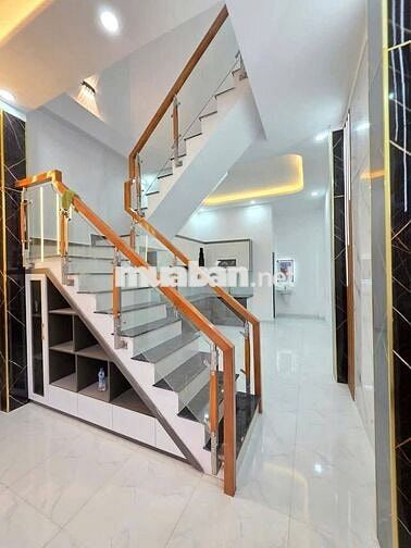 BÁN GẤP NHÀ MTĐ HÙNG VƯƠNG BẾN CÁT 65M2 (5X13) GIÁ CHỈ 2TY240 SHR LH E