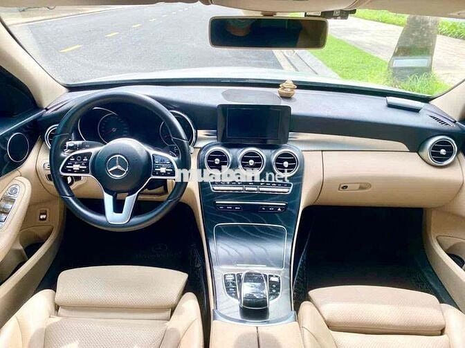 Mercedes Benz C Class 2019 C200 - 80000 km
