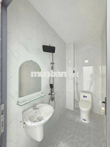 BÁN GẤP NHÀ MTĐ HÙNG VƯƠNG BẾN CÁT 65M2 (5X13) GIÁ CHỈ 2TY240 SHR LH E