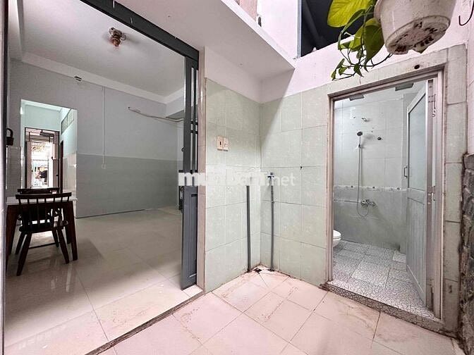 CHO THUÊ CĂN HỘ 1PN TÁCH BẾP FULL NT GẦN CV LÀNG HOA NGUYỄN VĂN KHỐI.