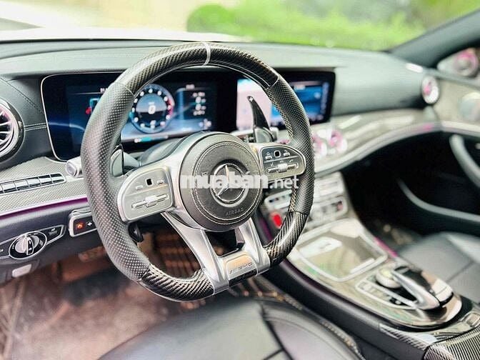 Mercedes Benz E Class 2016 E300 AMG - 78000 km