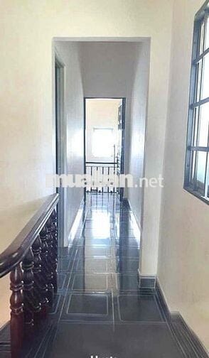 Cho thuê nhà lầu trệt có 3 phòng nằm bên Trường Học Lê Quý Đôn - Dĩ An