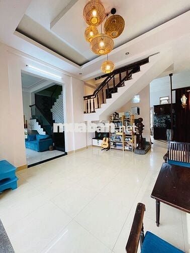 Bán nhà 2 tầng mặt tiền đường Nguyễn Phúc Thái phường Kim Long, tp Huế