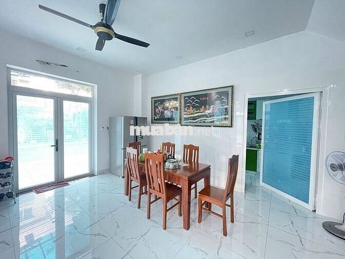 CẦN BÁN CĂN GÓC MẶT TIỀN KINH DOANH LOVERA PARK