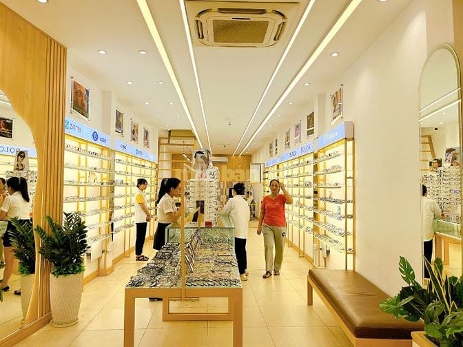 Ngay Ngã Tư - MTKD Vị Trí Siêu VIP Lê Trọng Tấn, Q.Tân Phú. HĐ 30Tr/Th