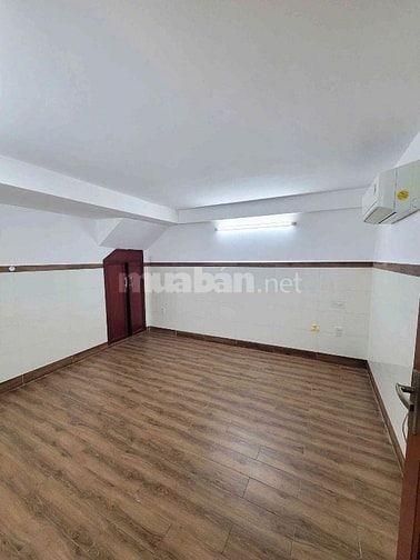 Chú Dinh cần bán nhà hẻm 75/ Trương Văn Hải 44m2 hẻm thông xe hơi t