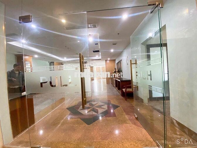 Cho thuê mặt bằng 250 m2 đường Nguyễn Xuân Khoát