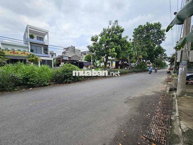 Đất mặt tiền 100m2 KDC tứ hải, phường Tân Đông Hiệp Tp Dĩ An