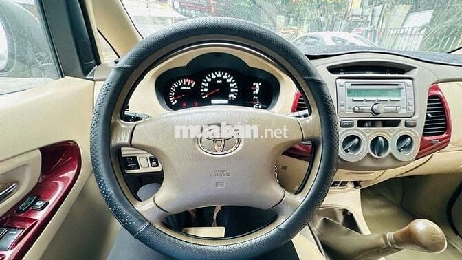 Toyota Innova 2006 G xe gia đình chạy  chất xe zil