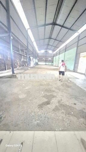 CHO  THUÊ  KHO  XƯỞNG ( 600 m2) PHƯỜNG BÌNH HƯNG HÒA. QUẬN BÌNH TÂN