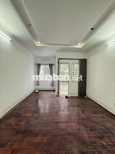 Cho thuê nhà đường số 30 khu dân cư công ty 8