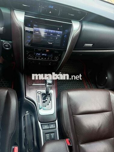 Toyota Fortuner 2018 2.8V 4x4 AT - 90000 km