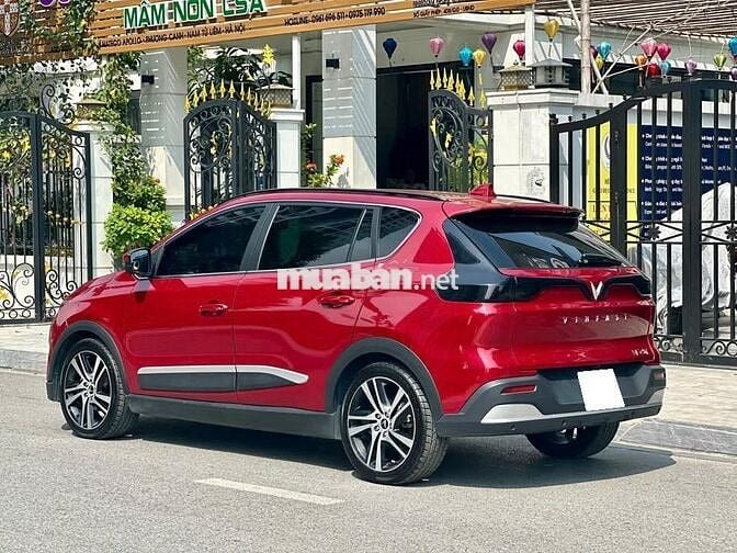 Vinfast VFe34 sx 2022 màu đỏ, thuê pin