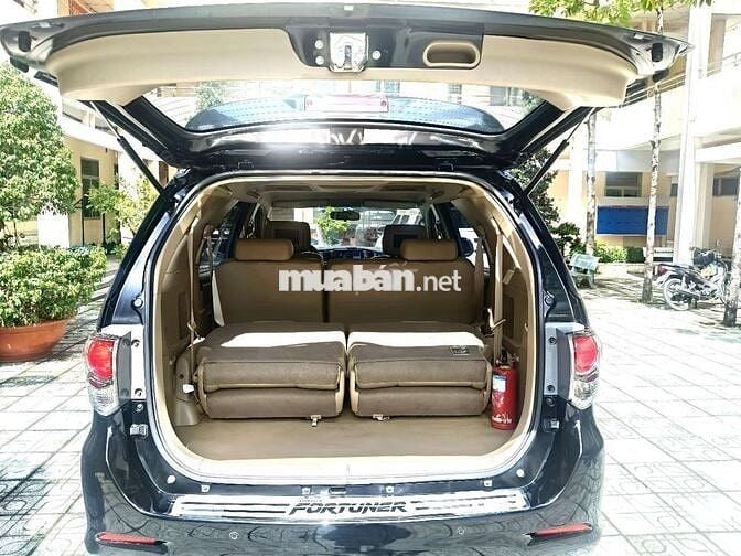 Toyota Fortuner 2015 AT một chủ mua mới từ đầu