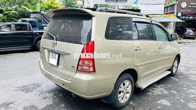 Toyota Innova 2006 G xe gia đình chạy  chất xe zil