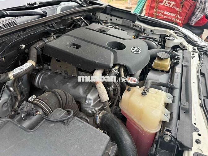 Toyota Fortuner 2018 2.8V 4x4 AT - 90000 km