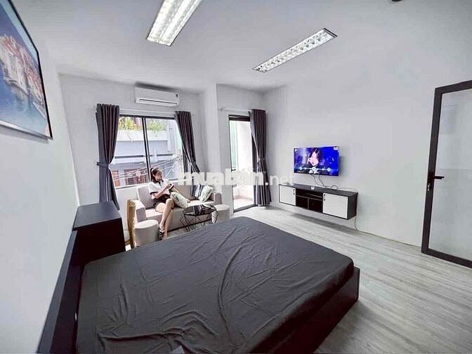 CĂN HỘ Q3_RỘNG RÃI_THOÁNG MÁT_SẠCH SẼ_CỬA SỔ LỚN_MÁY GIẶT RIÊNG