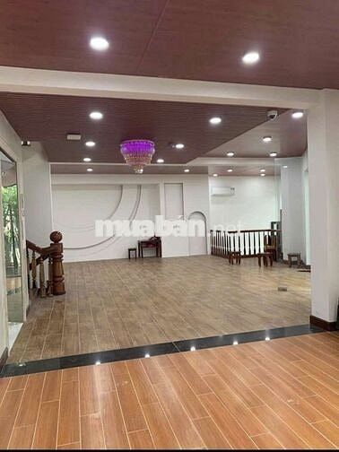 MBKD mới đẹp góc 2 mặt tiền lớn thích hợp Kd CF, VPCT, Spa thẩm mỹ