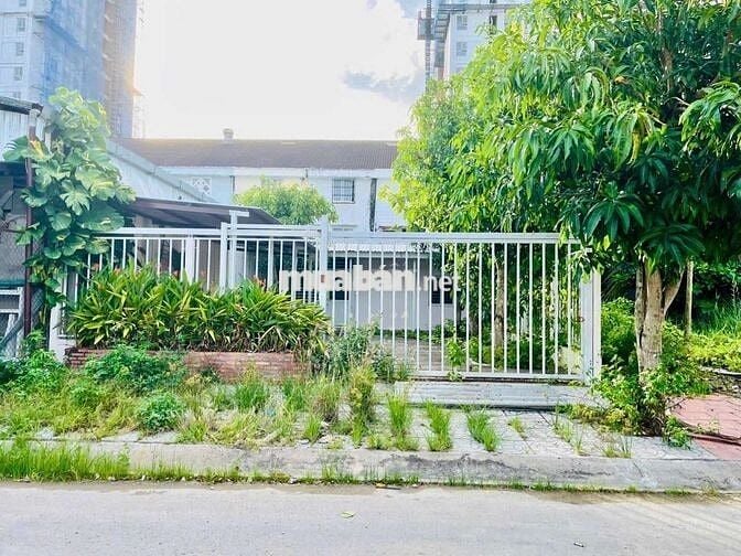 CHO THUÊ QUÁN SÂN VƯỜN CTY8 6TR 200MV PN BẾP 2 WC