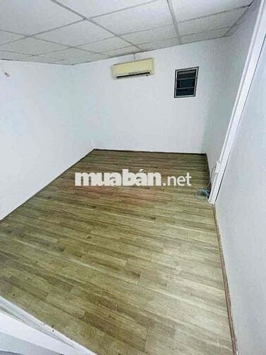 căn 2pn 2 máy lạnh bếp wc dưới trệt xe đẩy dc vào phòng bếp giờ tự do