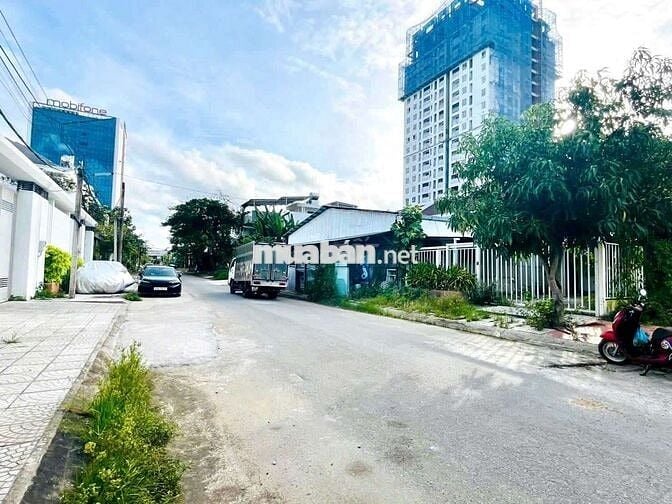 CHO THUÊ QUÁN SÂN VƯỜN CTY8 6TR 200MV PN BẾP 2 WC