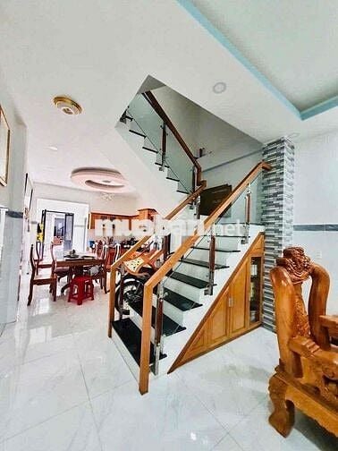 Nhà Mới Đẹp(4x16m) Khu Gò Xoài 3 Tầng 3PN 4VS hẻm xe hơi