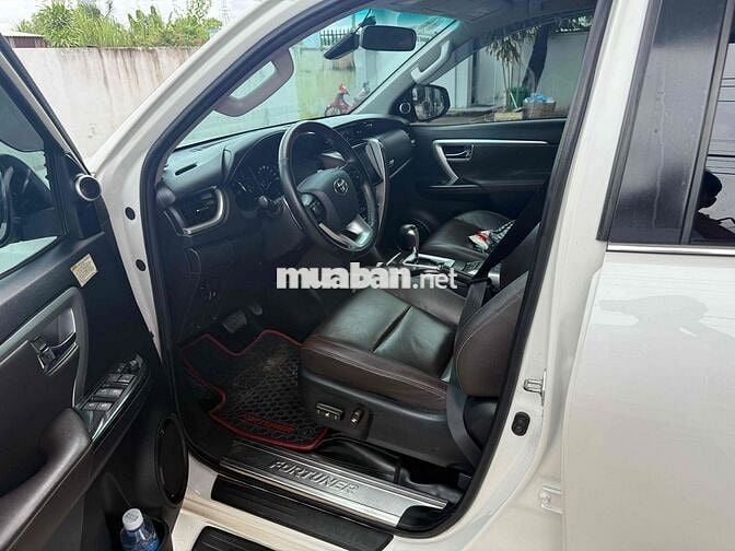 Toyota Fortuner 2018 2.8V 4x4 AT - 90000 km