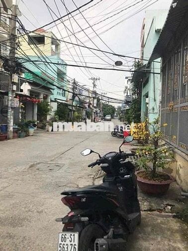 nhà thuê MT hẻm Bùi tư toàn an lạc bình Tân DT 135m giá 13tr
