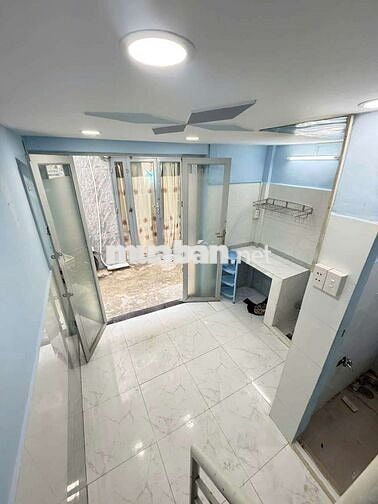 Bán nhà nhỏ hẻm 391 Huỳnh Tấn phát