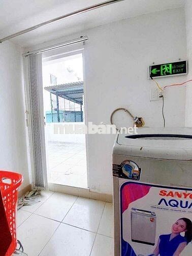 Studio full nt, cửa sổ, có máy giặt chug, sát cầu chữ Y, Quận 5
