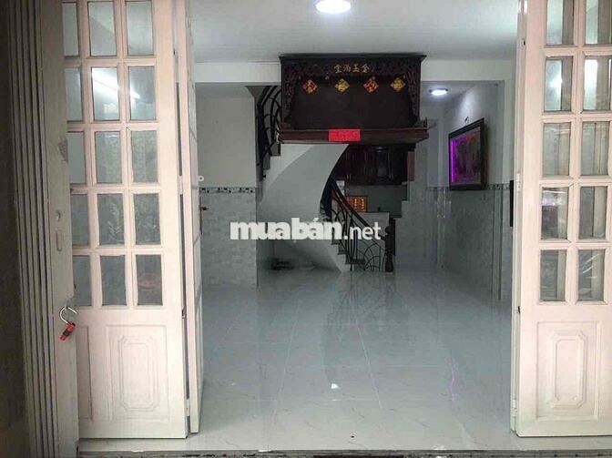 nhà thuê mới Cầu Rạch Nhảy, 4PN, 3lầu, hẻm3m, cách đướng lớn 20m, 10tr