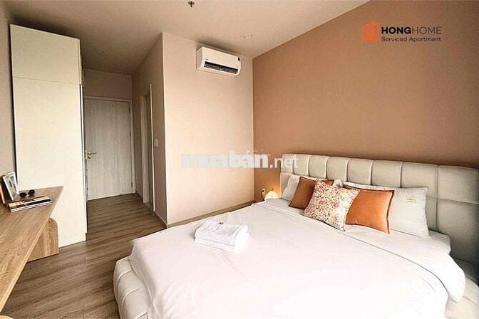 Cho thuê căn 2PN-2WC thang máy hầm xe Cách Mạng Tháng 8 Quận 10