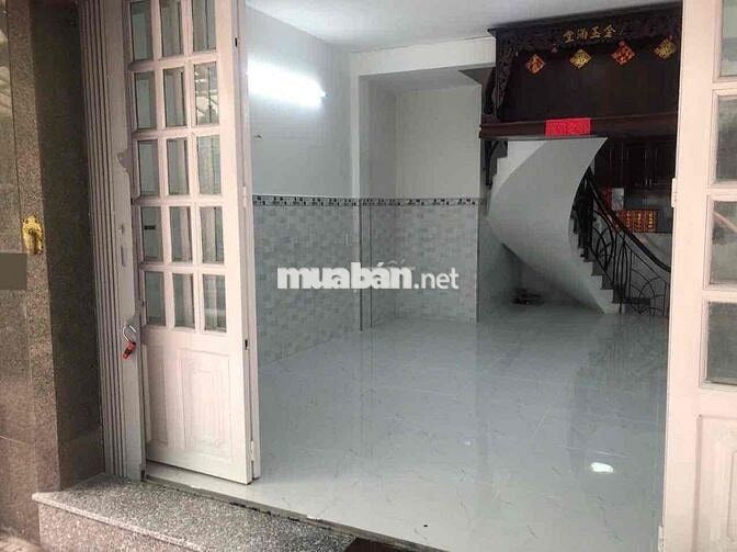 nhà thuê mới Cầu Rạch Nhảy, 4PN, 3lầu, hẻm3m, cách đướng lớn 20m, 10tr