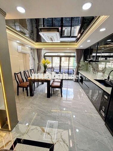 Nhà 5 Tầng Thang Máy có Gara, Xe Hơi Ngủ Trong Nhà