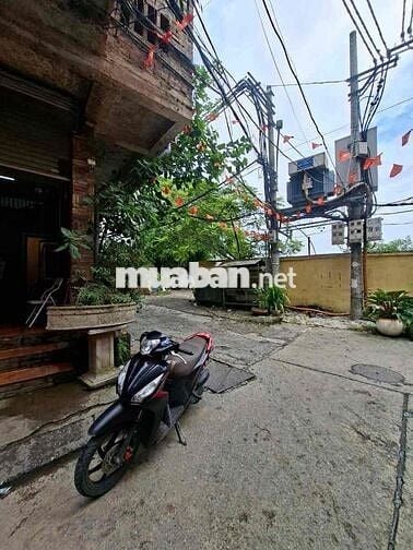NHÀ QUẬN HOÀN KIẾM ,Ô TÔ ĐỖ CỬA,4 TẦNG